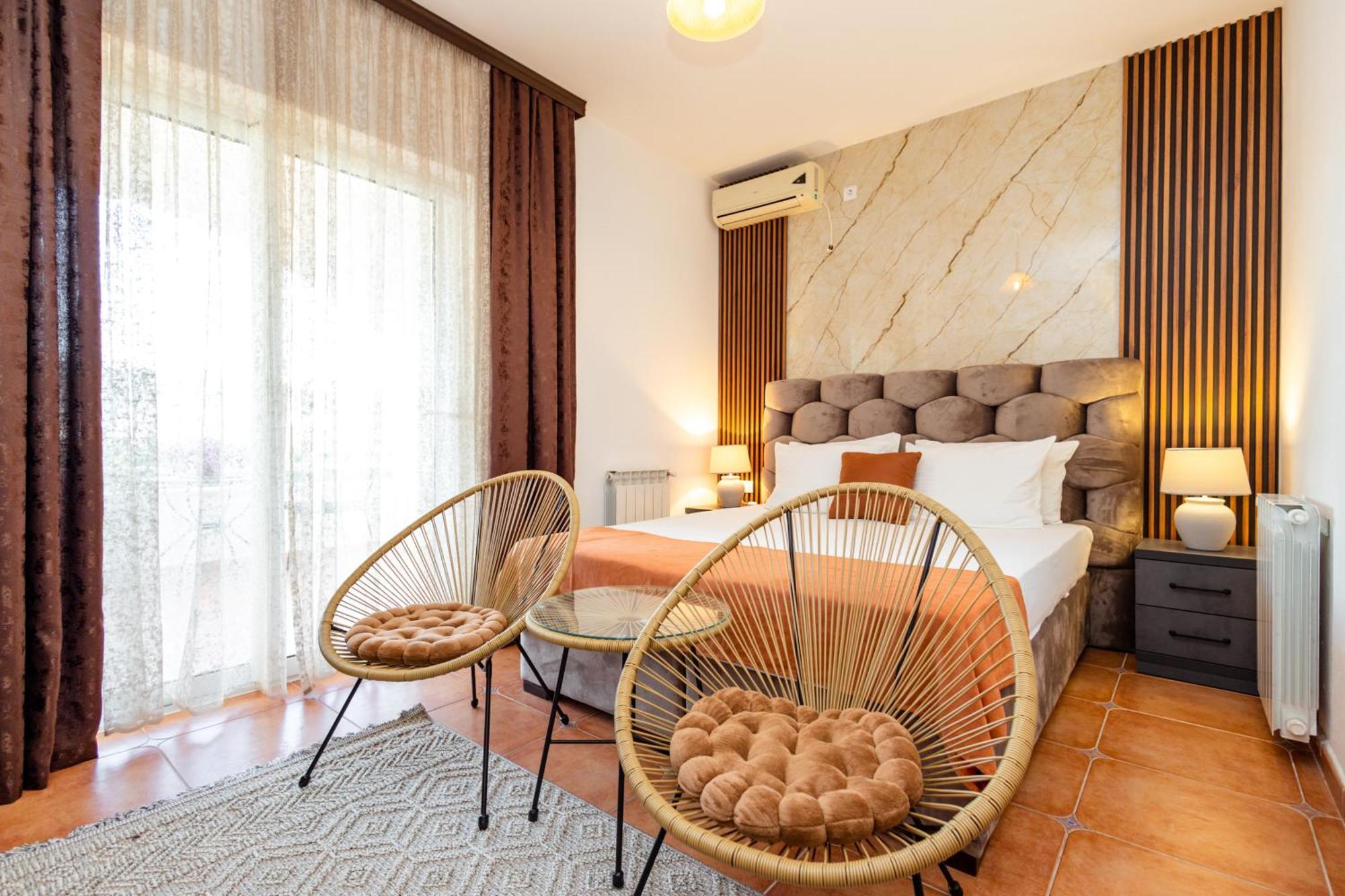 Apartments Gucci อุลซิน ภายนอก รูปภาพ